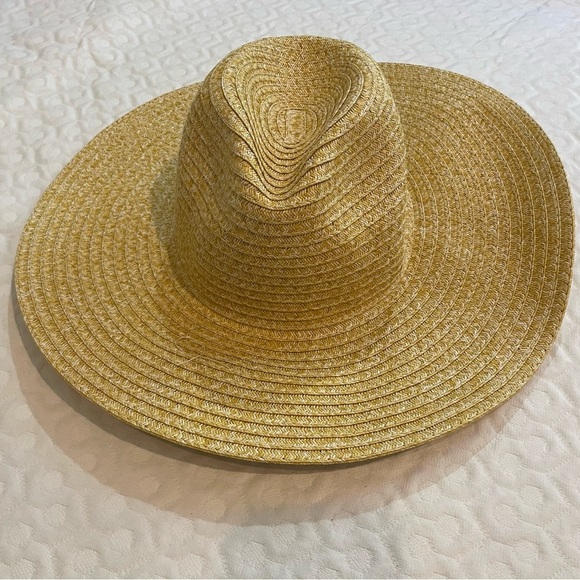 Kensie Accessories - NWT Kensie Women's Sun Hat One Size Fits Most Straw Style Summer Beach Travel